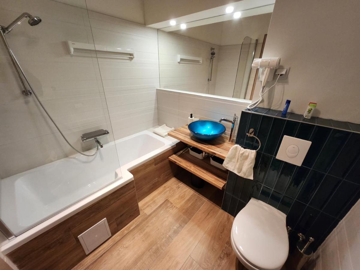 Apartman 18 Aparthotel Debrecen Bagian luar foto