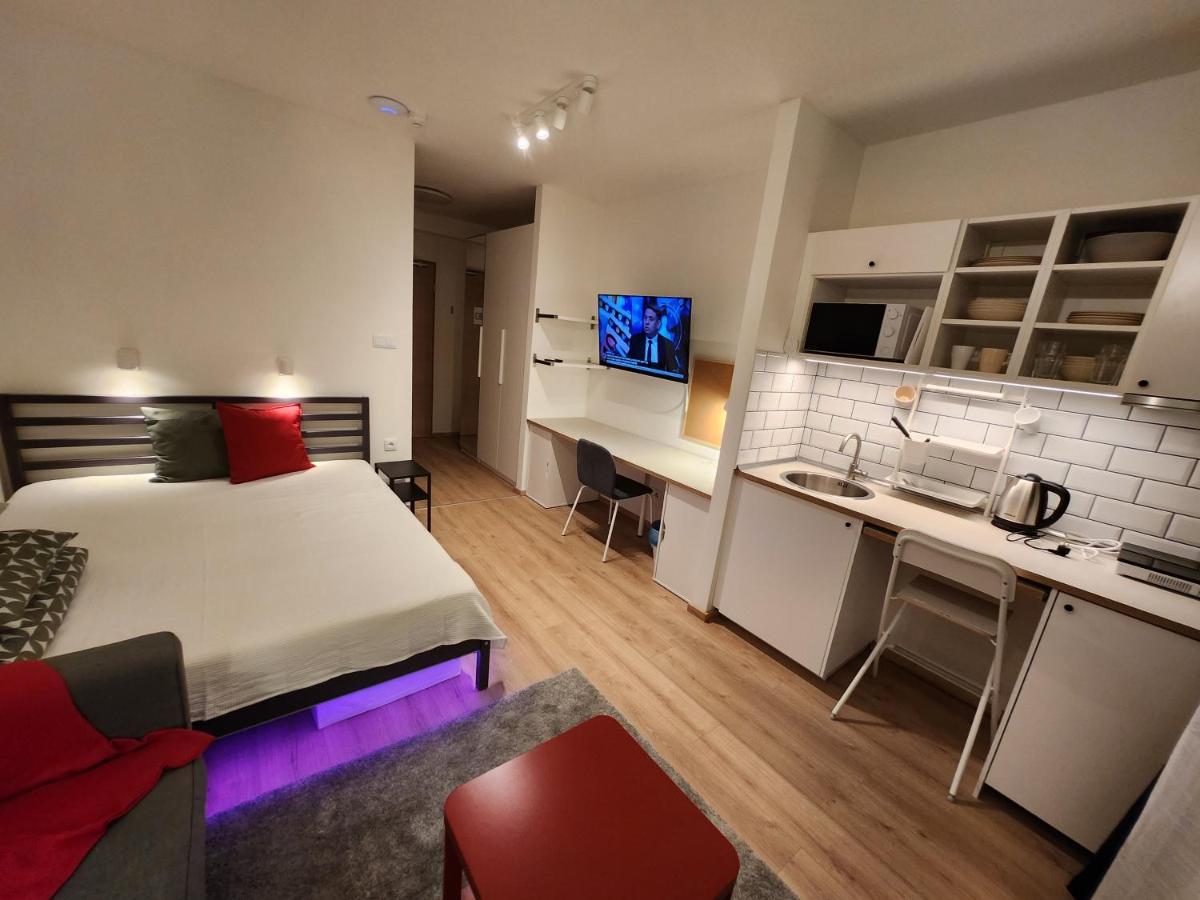 Apartman 18 Aparthotel Debrecen Bagian luar foto