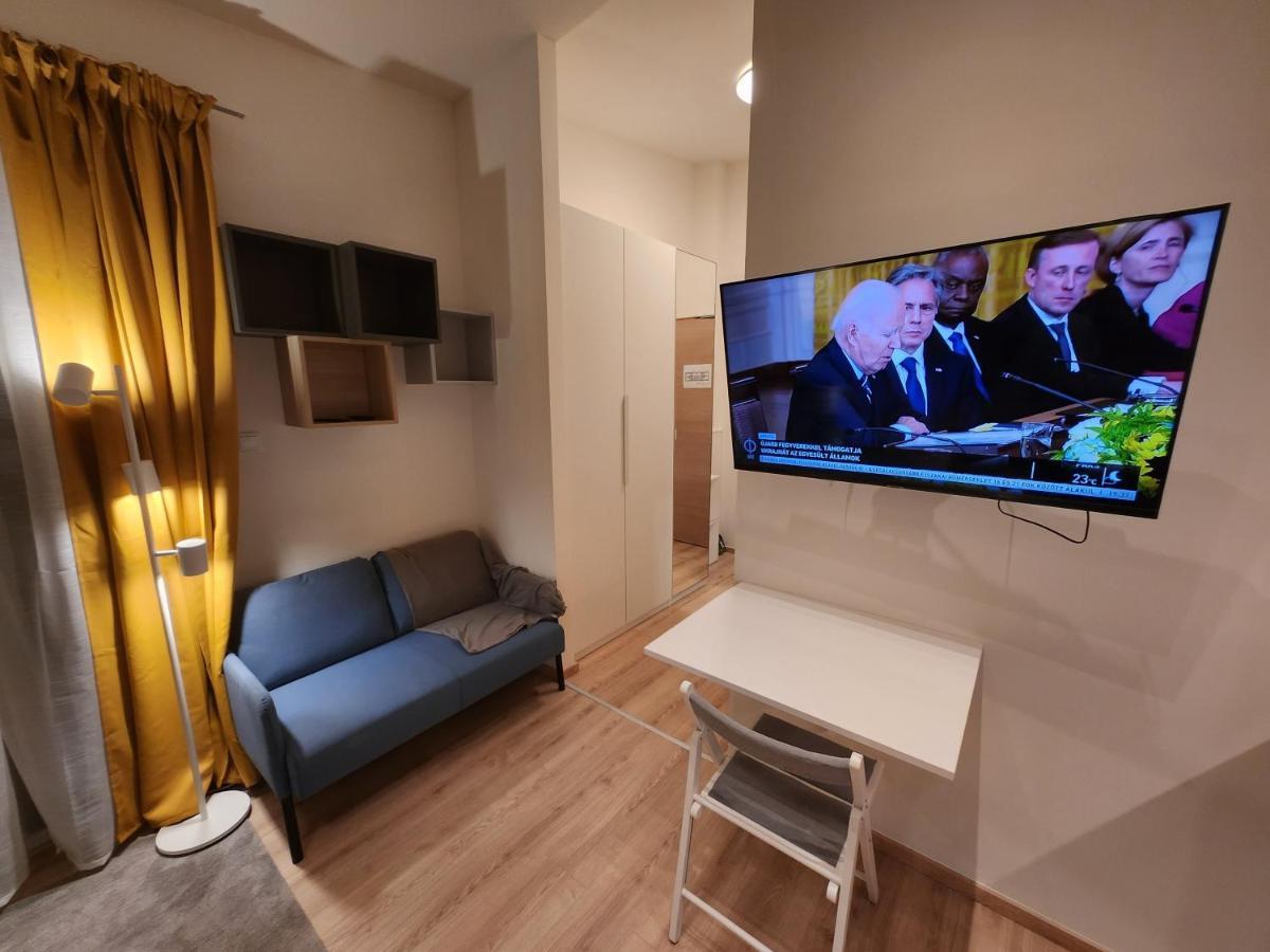 Apartman 18 Aparthotel Debrecen Bagian luar foto