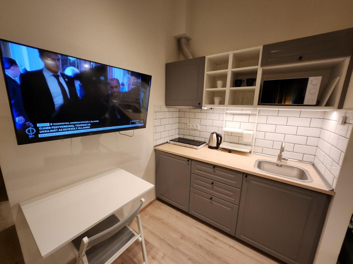 Apartman 18 Aparthotel Debrecen Bagian luar foto